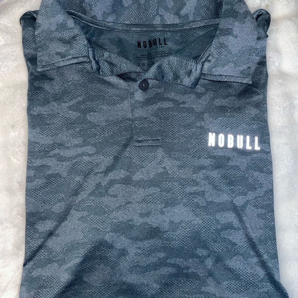 NOBULL Men's Polo Shirt - Dark Gray Camouflage